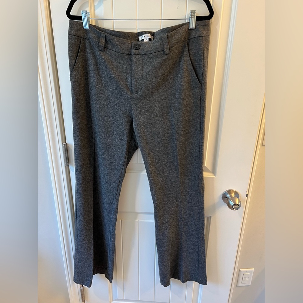 CAbi #575R Gray My Favorite Trousers Ponte Pants STRETCH Women's Size 16